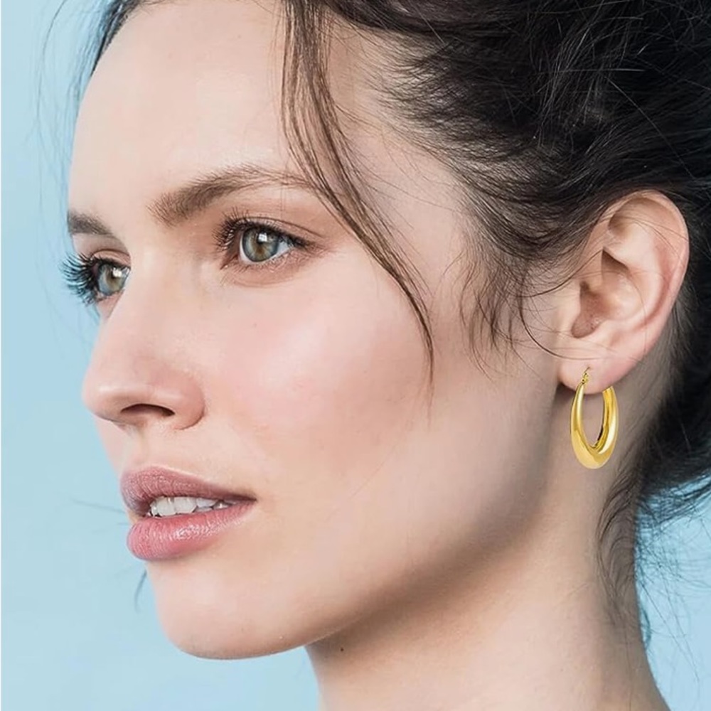 Classic Gorgeous Chunky Gold Hoop Earrings Lightweight Stunning On Trend - Picture 8 of 12